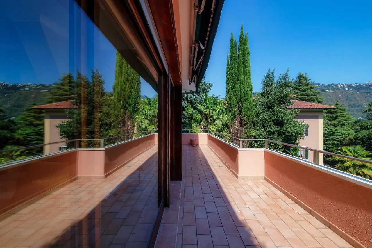 Joivy Villa Sofia Como Italy